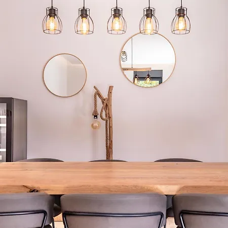 Andrea Deluxe With Pool Mali Lošinj