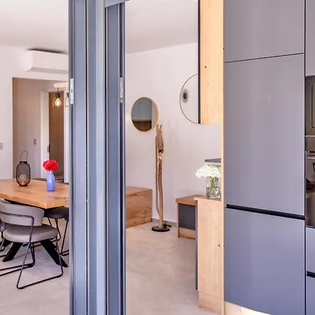 Andrea Deluxe With Pool Appartement