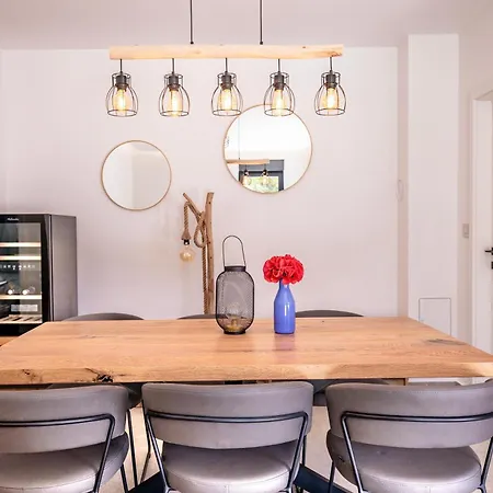 Appartamento Andrea Deluxe With Pool *