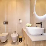 Andrea Deluxe With Pool Apartman