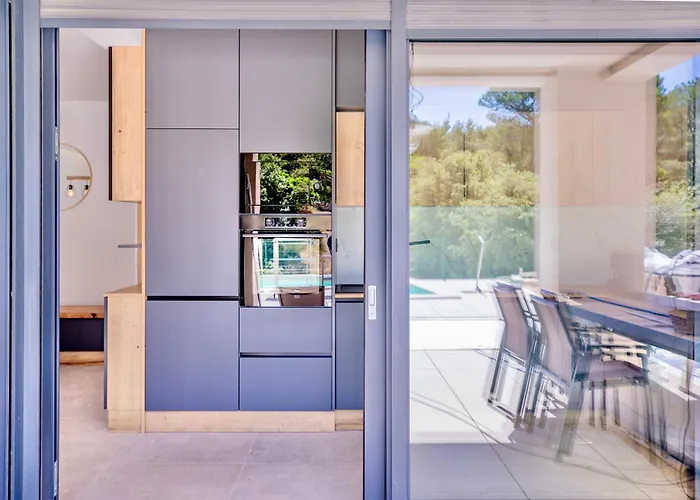 Andrea Deluxe With Pool * 木洛希尼