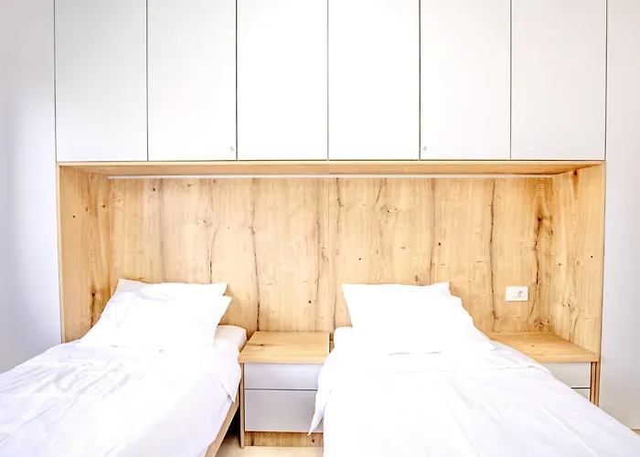 公寓 Andrea Deluxe With Pool