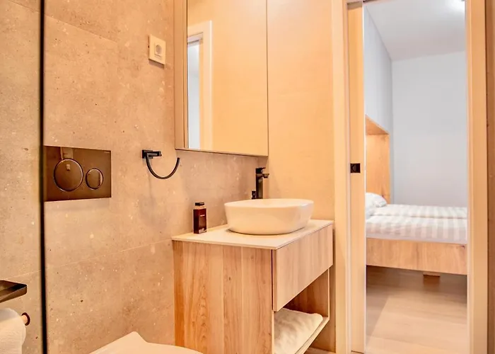 Andrea Deluxe With Pool 木洛希尼